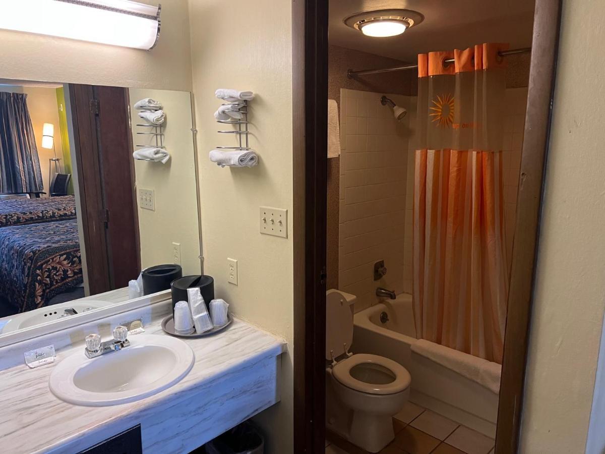 Lebanon Inn Motel Экстерьер фото