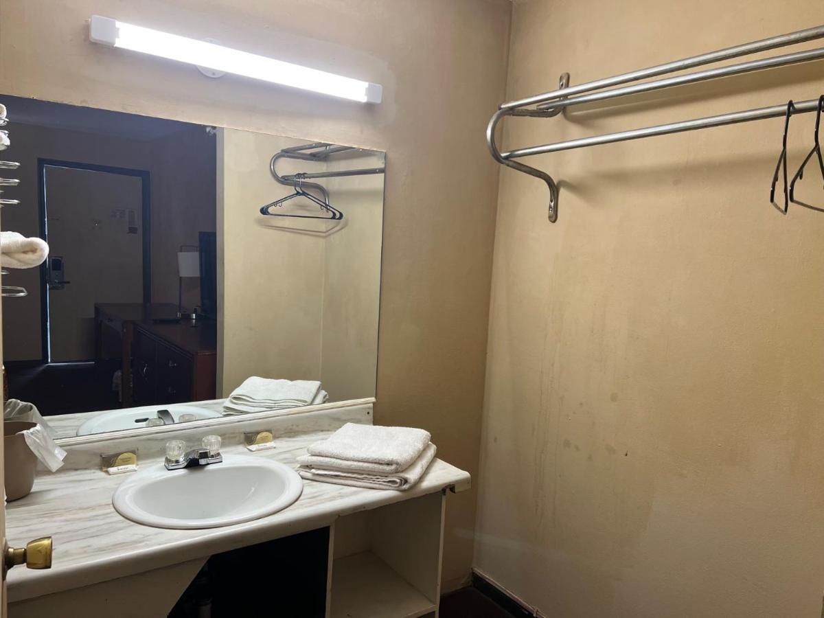 Lebanon Inn Motel Экстерьер фото